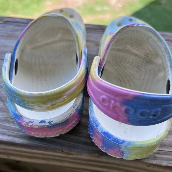 Crocs Child 6 Tye Die - Picture 2 of 3